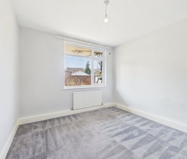 Belvedere Mansions, Clive Court, Slough,SL1 - Photo 3