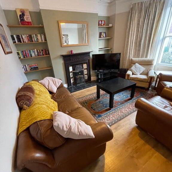 5 Eden Terrace (Student House), Derry, BT48 0DH - Photo 1