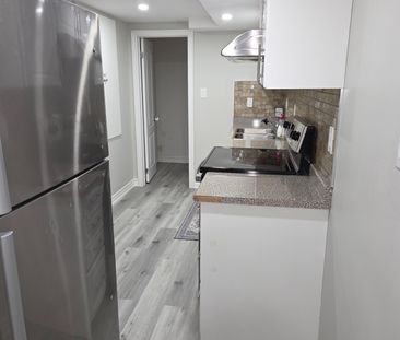 For Lease - 23 Lanark Circle Unit# 2, Brampton, Ontario - Photo 6