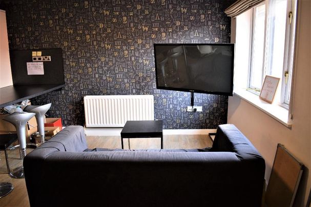 1 bedroom house of multiple occupation to rent - Photo 1