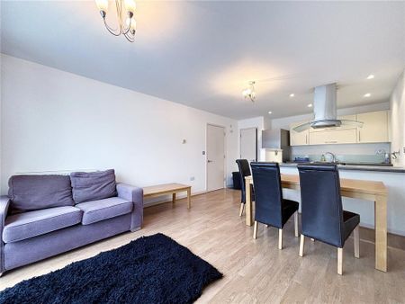 1 bedroom flat to rent - Photo 2