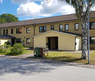 Järnvägsgatan 10 E 3 rum o kök - Photo 2