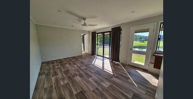 Secluded and freshly renovated self-contained cottage - Photo 1