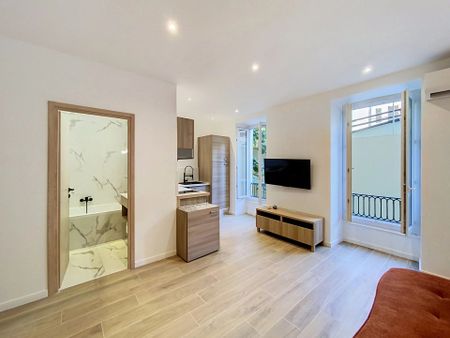 Location Appartement 2 pièces 38m² NICE 06300 - Photo 4
