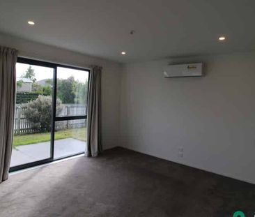 Lovely Three Bedroom Townhouse in Wigram - Photo 1