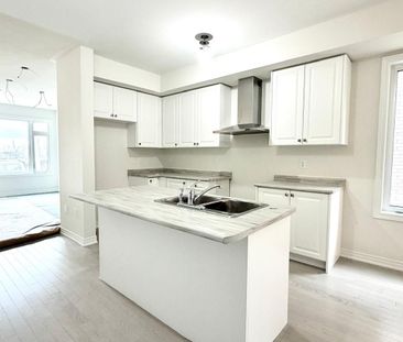 For Lease - 1234 Elizabeth Mackenzie Drive, Pickering, Ontario - Photo 3