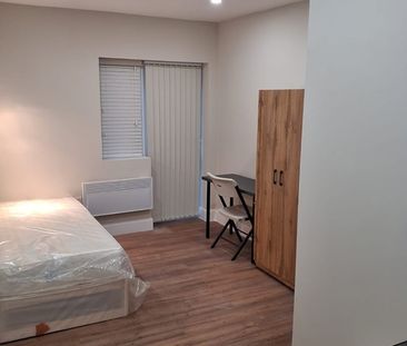 Studio Flat, Christchurch Avenue, HA3 - Photo 2