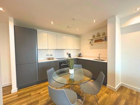 2 bedroom apartment to rent - Photo 5