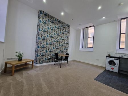 1 bedroom flat to rent - Photo 2
