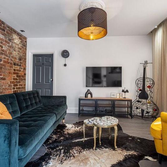 1 bedroom in a house share to rent - Photo 1