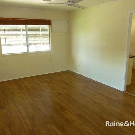 3 BEDROOM HOME DYSART - Photo 1