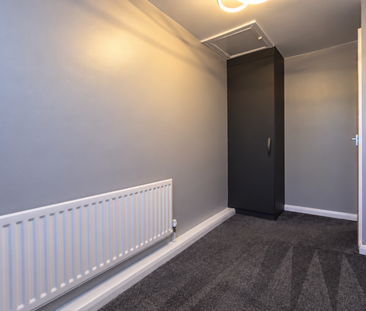 3 bedroom apartment to rent - Photo 3