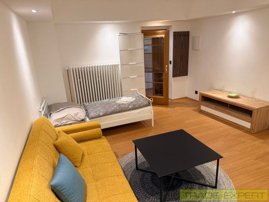 Pronájem bytu 2+kk 59 m² - Fotografie 1