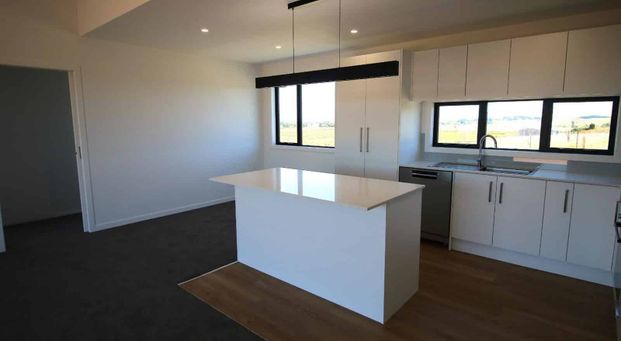 Rural and tranquil, what more could you want! - Photo 1