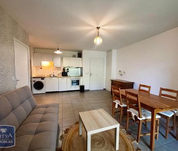 Location Appartement 2 pièces 42m² ST PRIEST 69800 - Photo 3