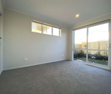 Modern Living: Brand New Two-Bedroom Townhouse - Photo 6