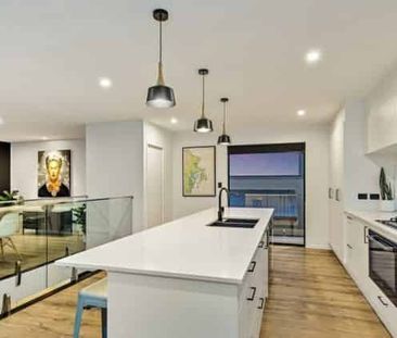 Modern luxury living - 4 Bedroom Home in Snells Beach - Photo 5