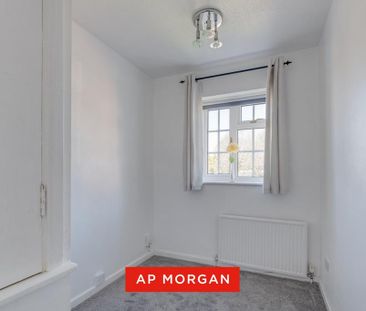 3 bedroom link detached house to rent - Photo 5