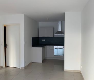 Location Appartement 2 pièces 44m² ORLEANS 45000 - Photo 2