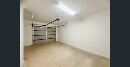 Beautiful and brand new! - Photo 4