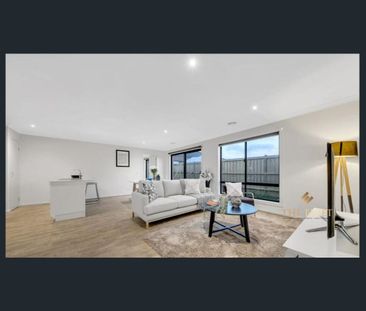 Charming 3-Bedroom Home in Prime Location!! - Photo 3