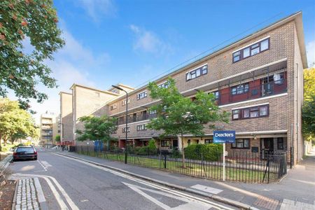 3 bedroom flat to rent - Photo 2