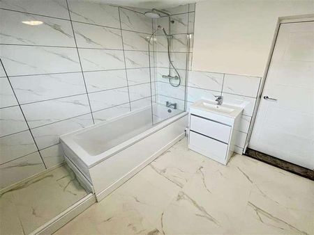 Ely Street, Tonypandy, CF40 - Photo 3