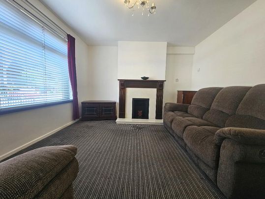 30 Ligoniel Road, Belfast, BT14 8BX - Photo 1