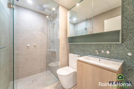 1 Bedroom + Study with view - Photo 4