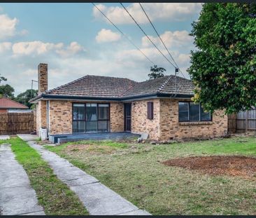 Flexible Lease Options – Walking distance to Sweetwater Creek, Bota... - Photo 5