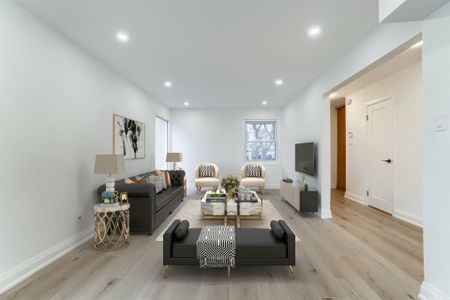 For Lease - 6272 Kindree Circle Unit# MAIN & 2ND FLOOR, Mississauga, Ontario - Photo 2