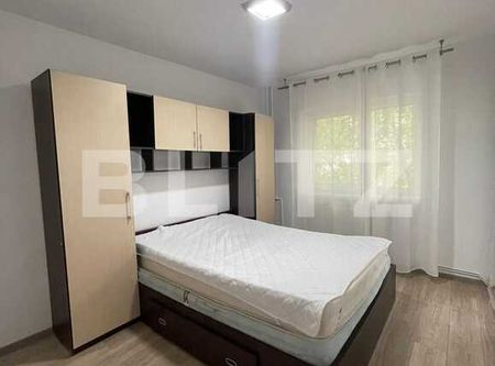 Apartament 4 camere, 86 mp, garaj, recent renovat, zona strazii Cojocnei - Fotografie 2