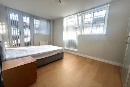 2 bedroom apartment to rent - Photo 4