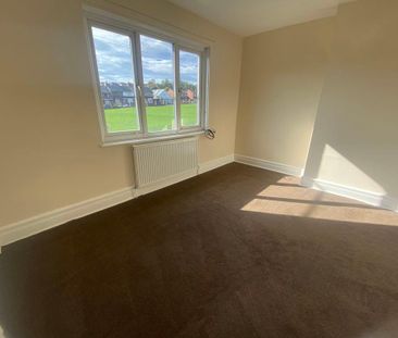 2 bed terraced house to rent in SR8 - Photo 6