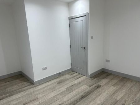 2 bedroom detached house to rent - Photo 3