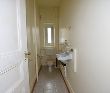 Charmant appartement de 3 pièces à proximité du centre ville - Photo 3