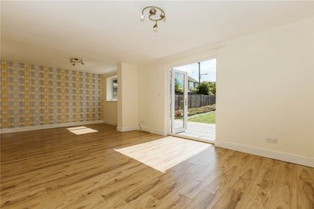 Kingsholme Road, - Photo 5