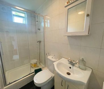 2 bedroom ground floor maisonette to rent - Photo 5