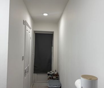 Studio Flat, Wigston Road, E13 - Photo 1