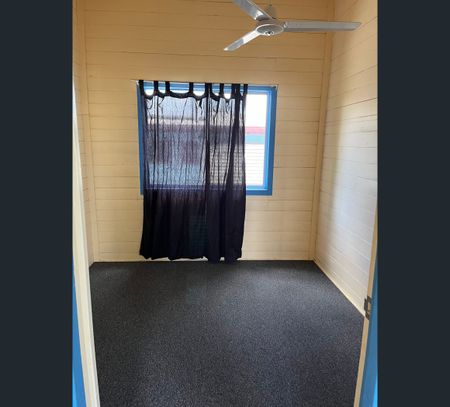 89 Berserker Street, Berserker, Qld 4701 - Photo 2