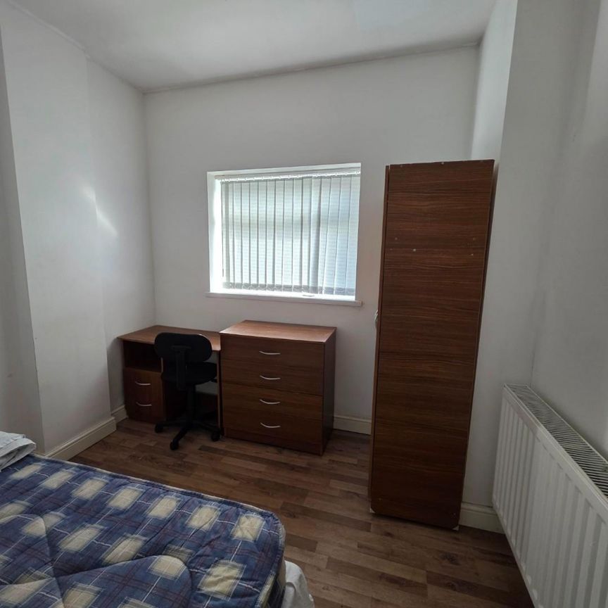 House To Let - Photo 1