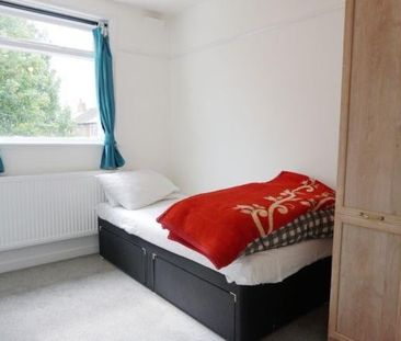 3 Bed Semi-Detached House, Saltney Avenue, M20 - Photo 2