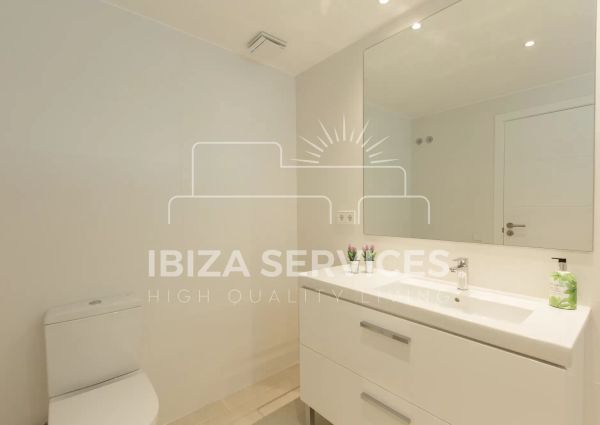2.1 Aqua 2 Bedroom 2-bathroom apartment