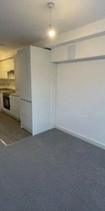 1 bedroom maisonette to rent - Photo 4