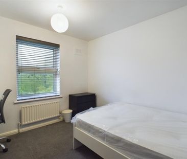 The Highway, Brighton - Photo 4