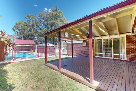 35 Leinster Circuit, Ashtonfield NSW 2323 - Photo 3