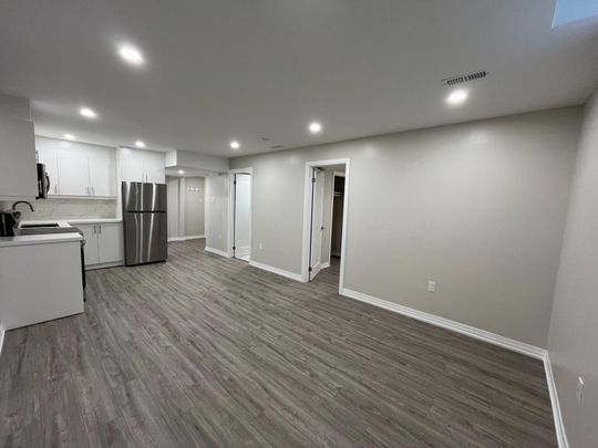 For Lease - 77 Longview Drive Unit# Lower, Bradford West Gwillimbury, Ontario - Photo 1