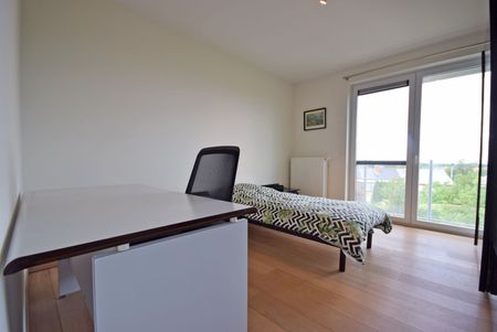 EXCLUSIEF APPARTEMENT IN GROENE EN RUSTIGE OMGEVING NABIJ HET STERREBOS - Photo 5