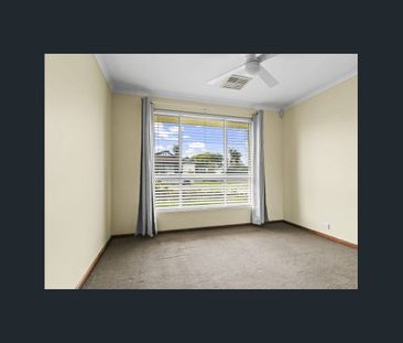 3 bedroom family home in Craigmore - Photo 2