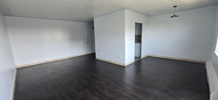 For Lease - 1651 Victoria Pk Avenue Unit# 302, Toronto, Ontario - Photo 3